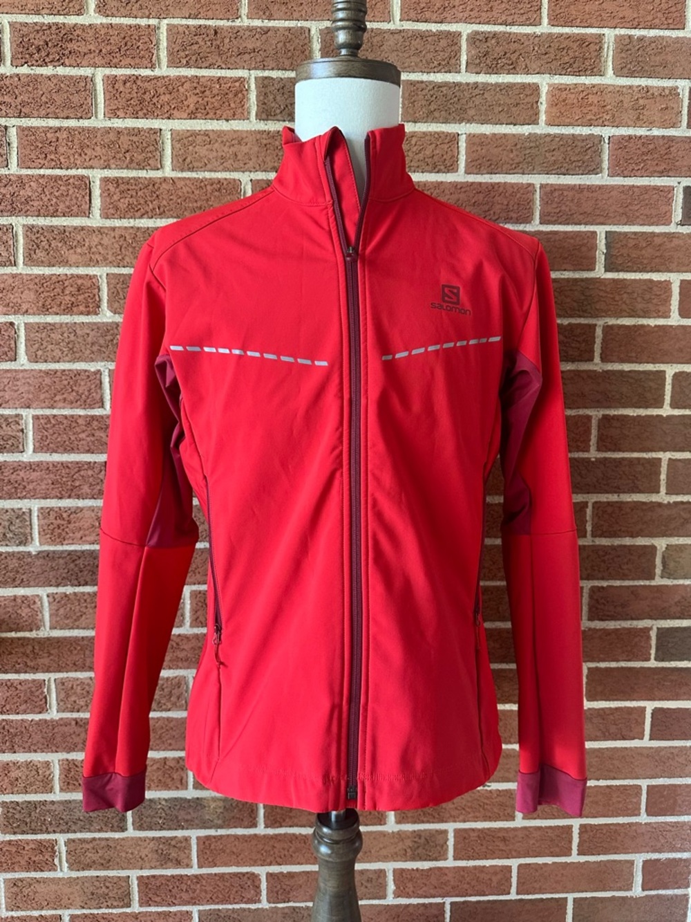 Salomon Men's Red Softshell Jacket Full-Zip Reflective Pockets Activewear, M